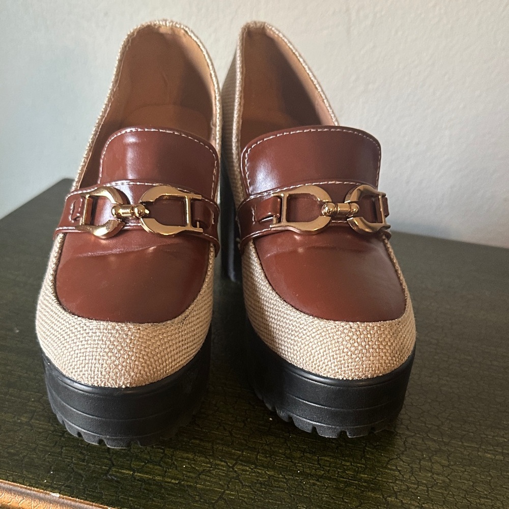 Source Unknown Brown and Cream Loafers